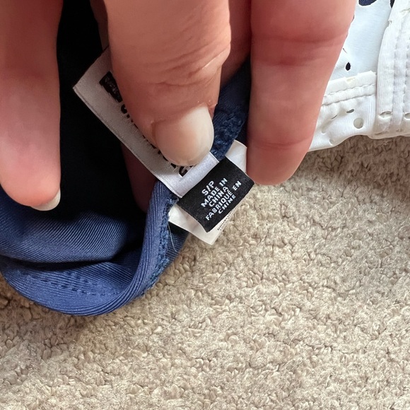 Design Lab One Piece - Picture 5 of 5